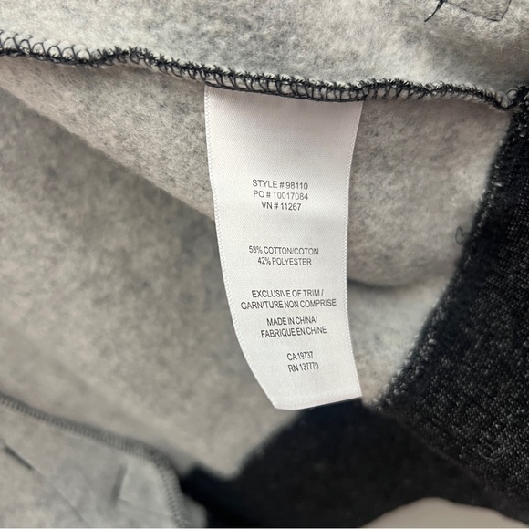 *New* Roots 73 Full Zip, Women’s Size large - Picture 6 of 7